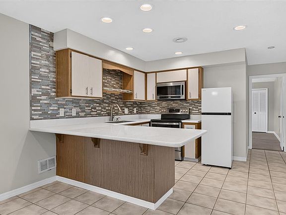 5th image of 4854 RABAMA PLACE