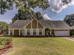 5747 Brenners Pl, Bartlett, TN 38134