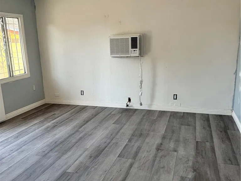3520 W 111th Pl — Photo 9