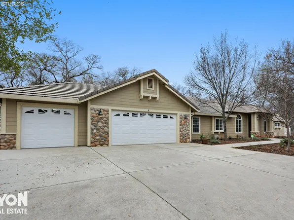 12820 Moss Rock Dr, Auburn, CA 95602