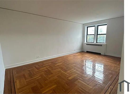 3rd image of 250 E 176th St APT 1H