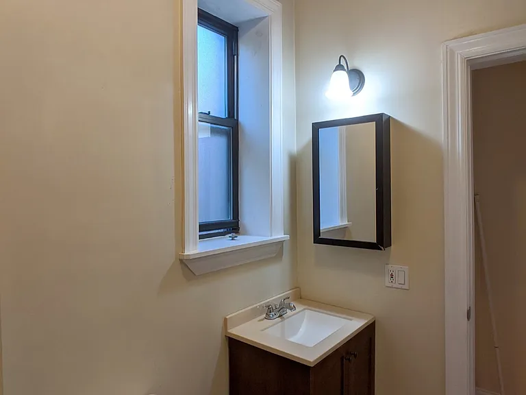 1212 N Dearborn St #1216-D1220-A2 — Photo 13
