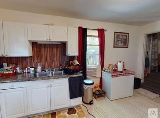 302 4th St #304, Beaver Dam, WI 53916