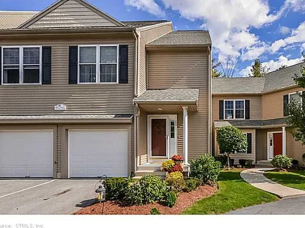 91 Perry St Unit 243, Putnam, CT 06260
