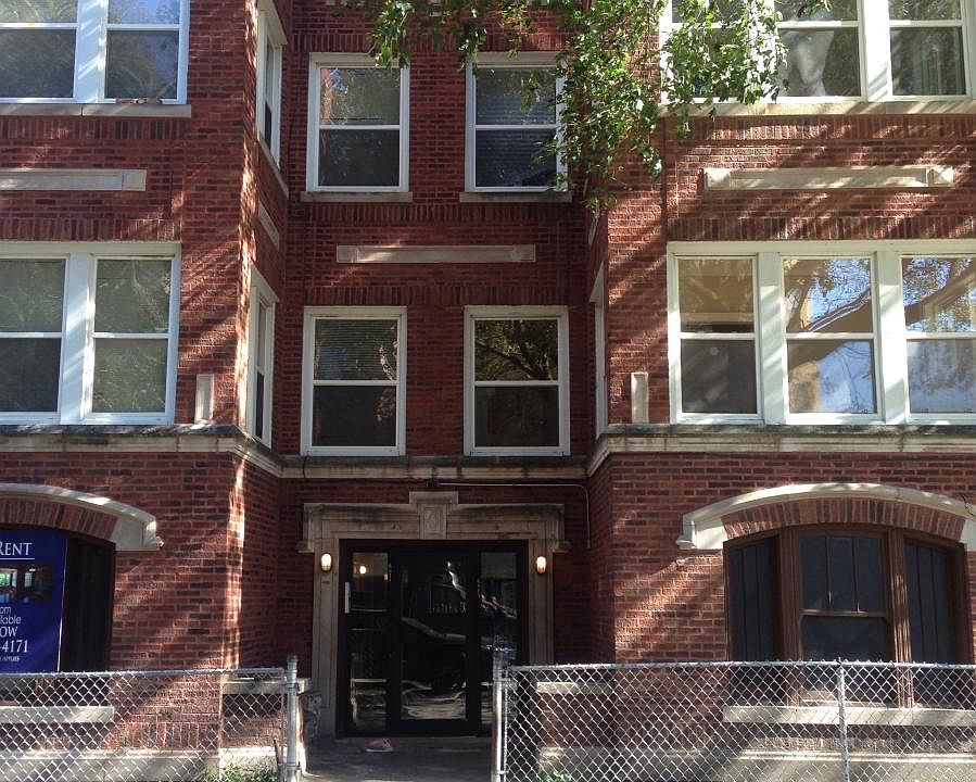 1st image of 6811 S Clyde Ave #1