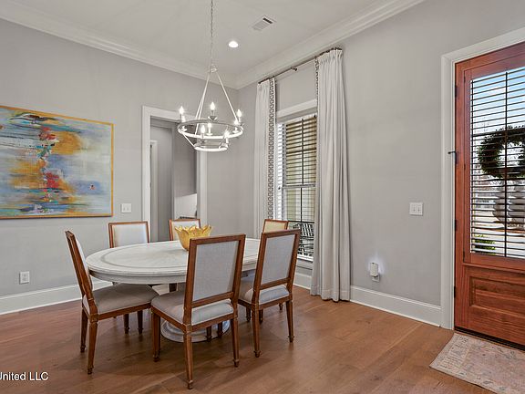 4th image of 326 Wellstone Pl