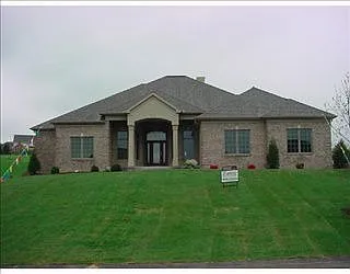 905 Gateway Cir #Lt305 photo 1
