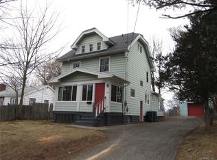 46 Hewitt St, Rochester, NY 14612