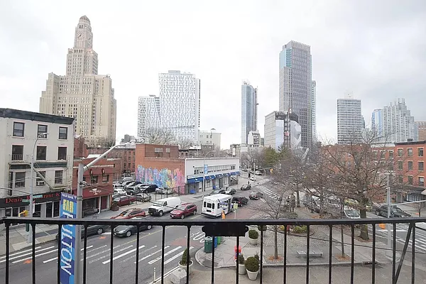 Rented by Rolling Stone Realty LLC | media 13