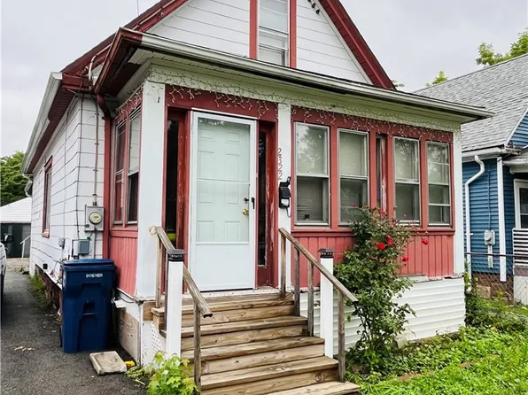 2322 14th St, Niagara Falls, NY 14305