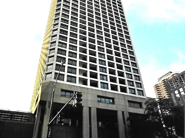 1030 N State St, Chicago, IL