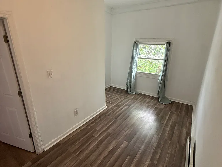 537 S Park St #2 — Photo 1