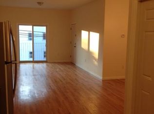 220 Pine St, Jersey City, NJ 07304