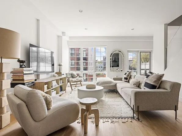 821 Dekalb Ave #3, Brooklyn, NY 11221