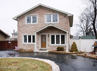 5904 W 91st St, Oak Lawn, IL 60453