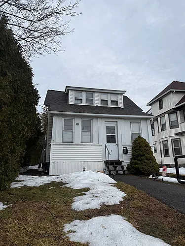 5 Winthrop St Photo 1