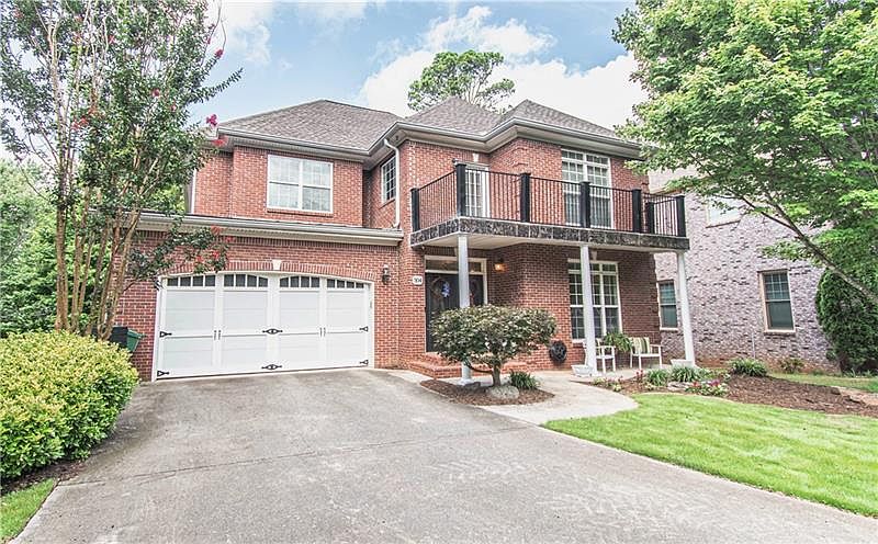 1st image of 304 Hickory Springs Dr SE