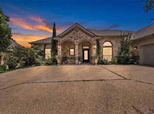 335 Edinburgh, Woodway, TX 76712
