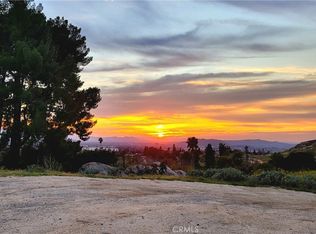2935 Galaxie Heights Rd, Riverside, CA 92507