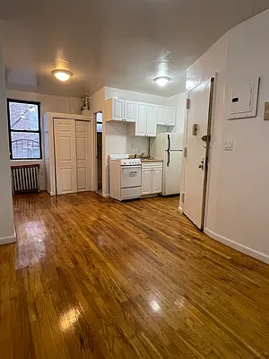 Rented by Peter R. Hungerford, LREB | media 13