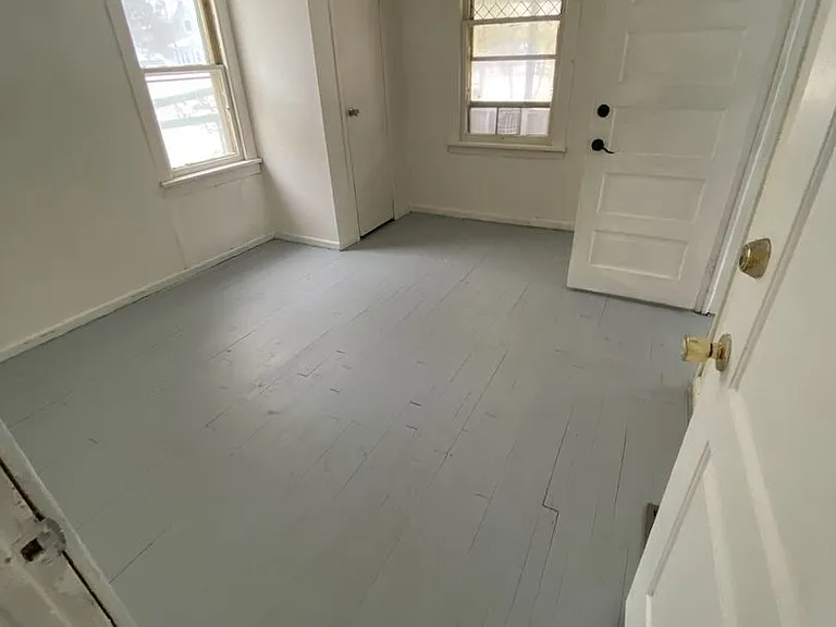 1701 Maple St — Photo 3