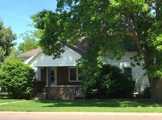 601 Clark Ave, Creighton, NE 68729