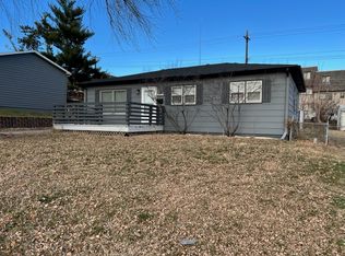 8116 Valley Rd, La Vista, NE 68128