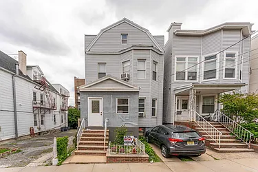 66 46th Street