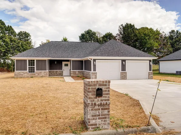 5468 Anita Avenue, Pleasant Hope, MO 65725