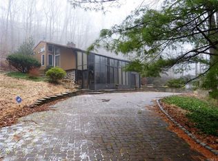 969 Haverstraw Rd, Suffern, NY 10901