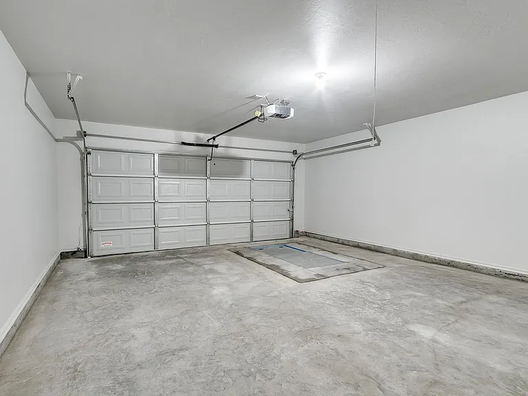 2348 SW 90th Pl — Photo 28