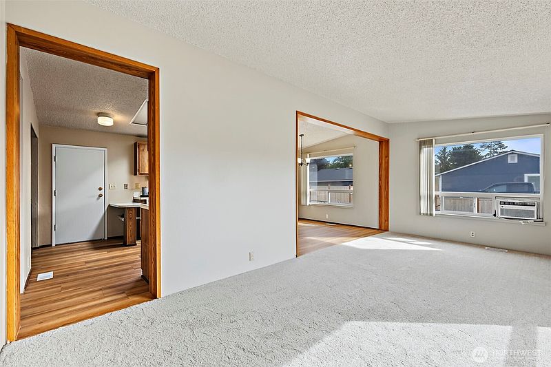 5th image of 116 3rd Avenue NW