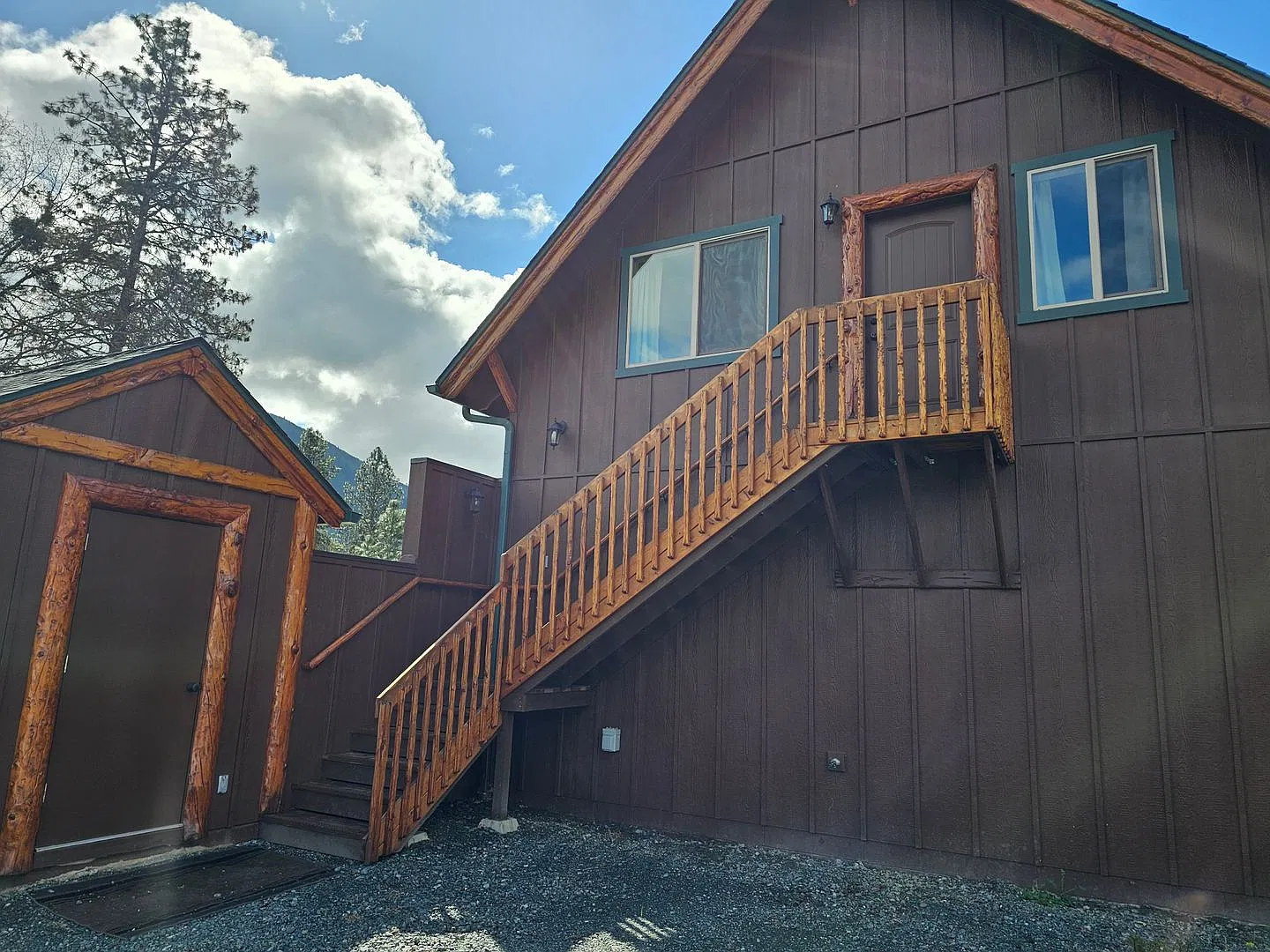 TT2406 — Photo 1