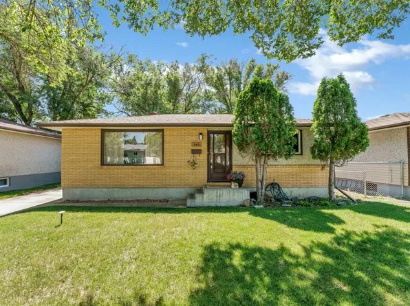 545 N 16th St NE, Medicine Hat, AB T1A 5X1