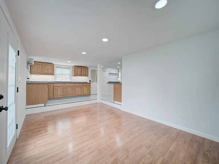6625 Harrison Ln — Photo 18