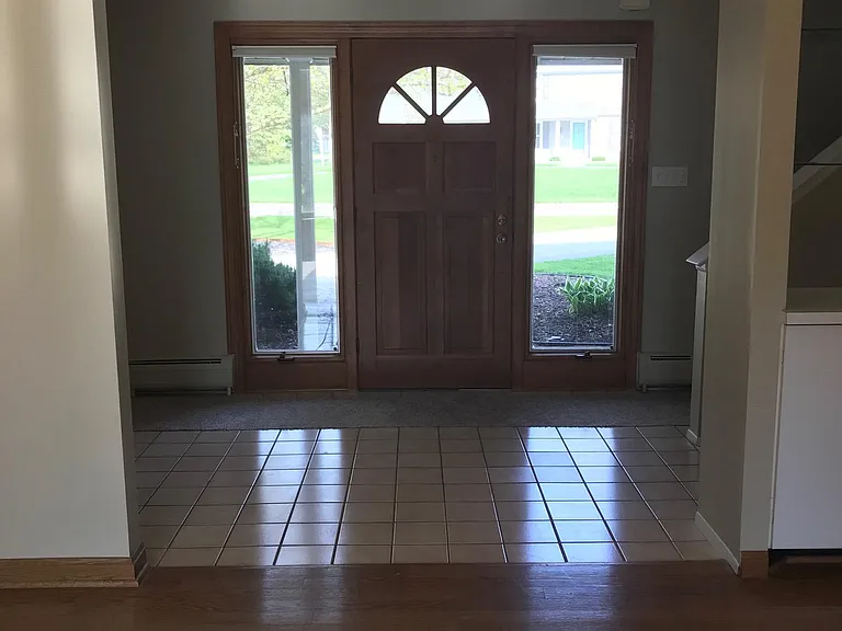 3891 Eastbourne Dr — Photo 14