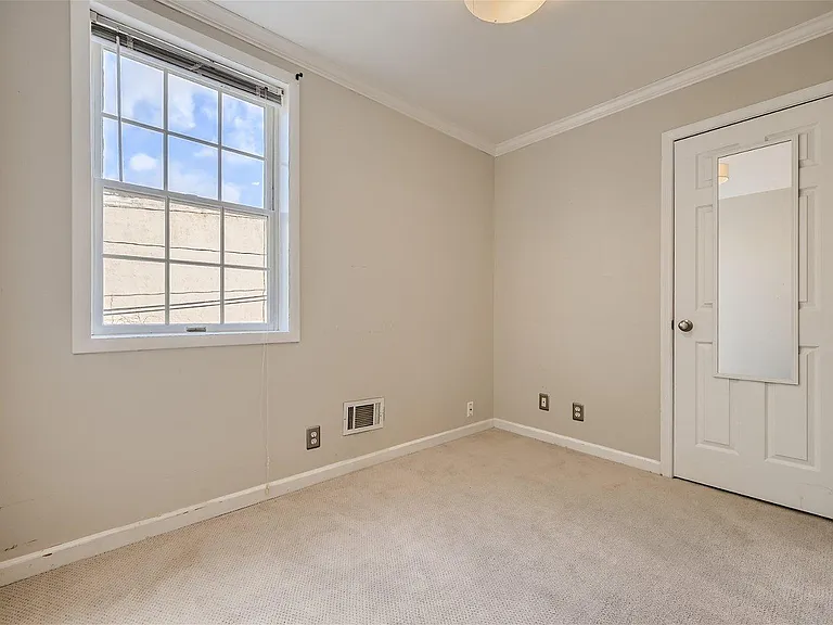 1200 Riverside Ave — Photo 20