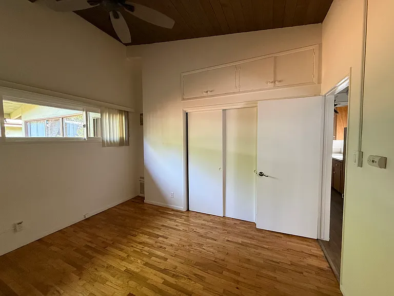 6009 Buffalo Ave — Photo 1
