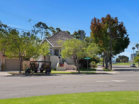 4th image of 945 Bay Cir