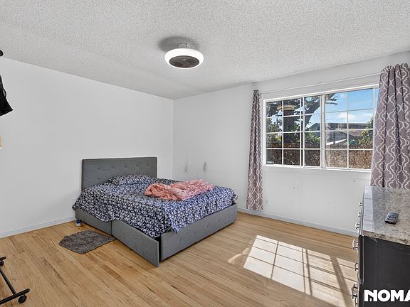 3rd image of 3184 Durant Ave
