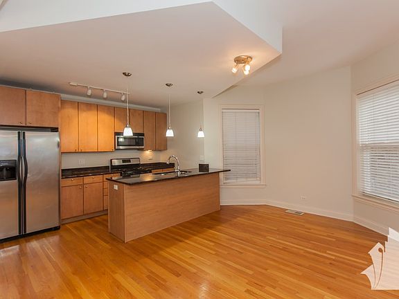 3rd image of 3539 N Reta Ave #1FB