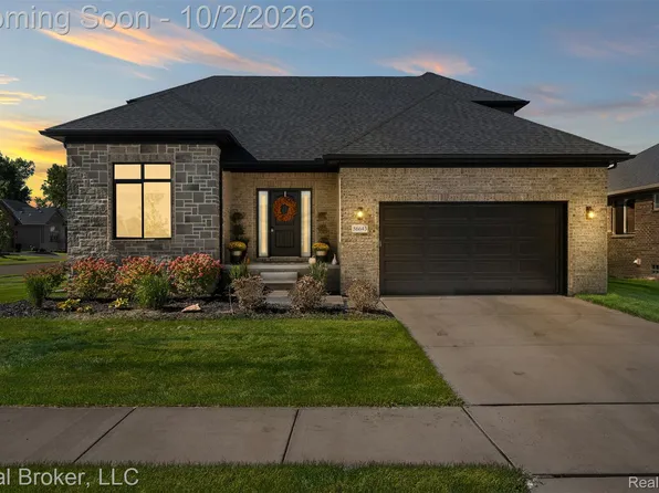 56643 Via Bellano, Macomb, MI 48042