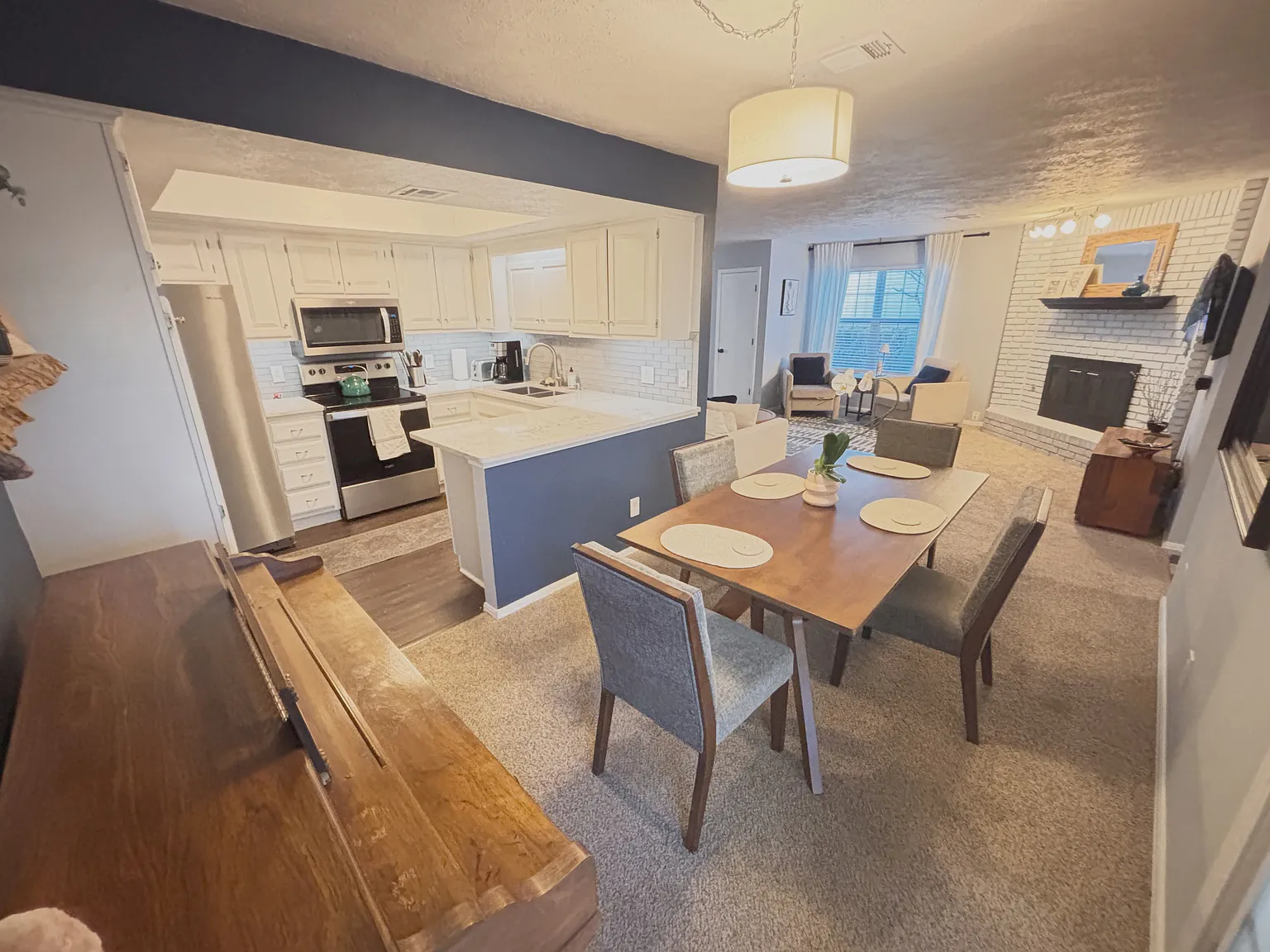 3 bed, 1549 sqft, $2,650 — Photo 4