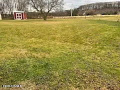 163 Albert Blvd — Photo 2