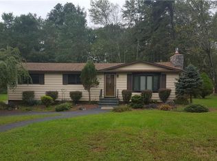 3002 Pleasant View Dr, Kunkletown, PA 18058