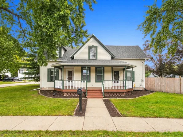 20 N Joles St, Sandwich, IL 60548