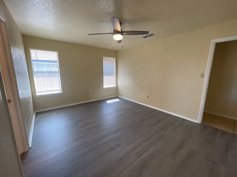 2005 Agate Dr — Photo 18