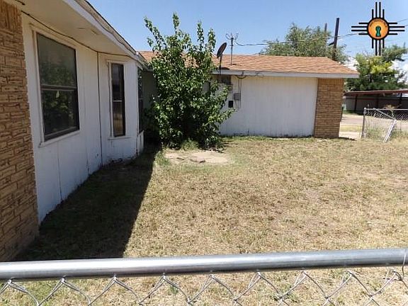 3rd image of 534 E Kiva Dr