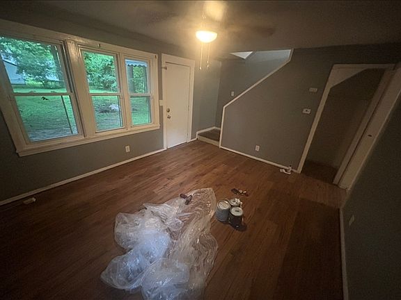 4th image of 33314 Belding Ct