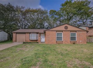 197 Pinewood Dr, Millbrook, AL 36054